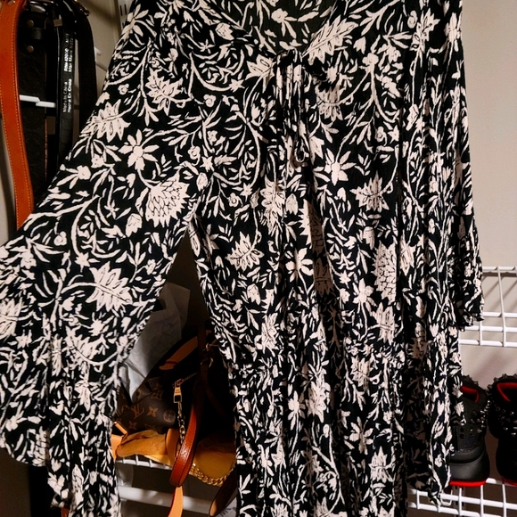 Volcom Romper - Picture 3 of 3